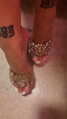 Andreea - Photo 1