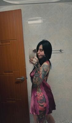 Candy - Photo 1