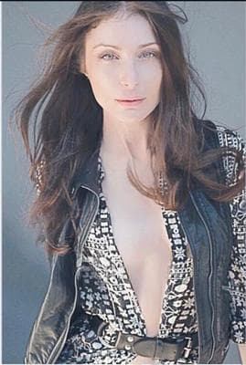 Carla - Photo 5