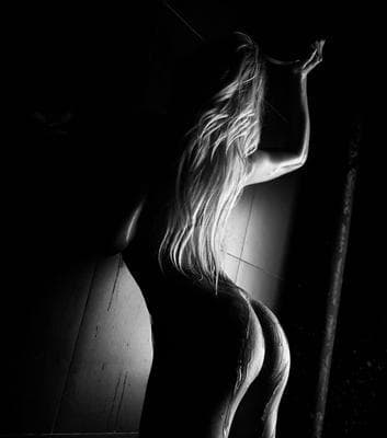 Caroline - Photo 1