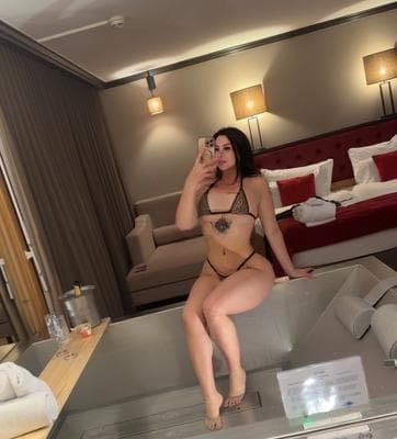 Charlotte - Photo 4