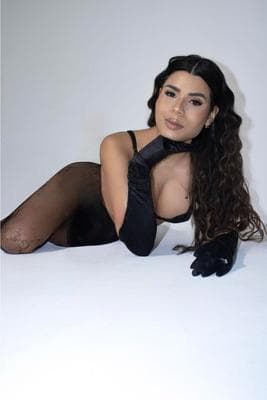 Christine - Photo 6