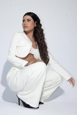 Christine - Photo 7
