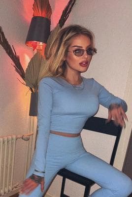 Kylie - Photo 2