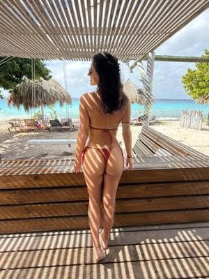 Lara - Photo 1