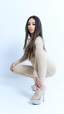 Leyla Fox - Photo 9