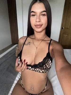 Melanie - Photo 3