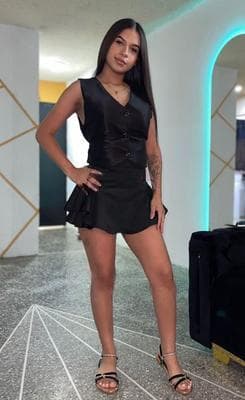 Melanie - Photo 6
