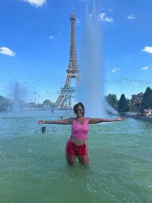 Naomi - Photo 3