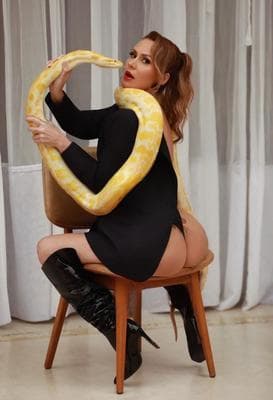 Rachel - Photo 10