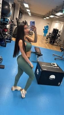 Sabrina - Photo 10