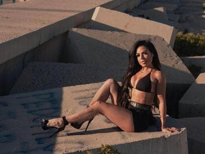 Samantha - Photo 2