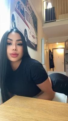 Sara - Photo 3