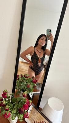 Sophie - Photo 1