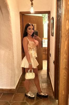 Yasmine - Photo 6