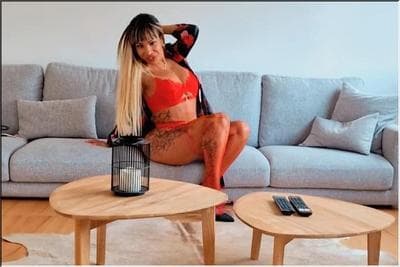 Zoe - Photo 6